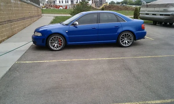 2000 Audi S4
