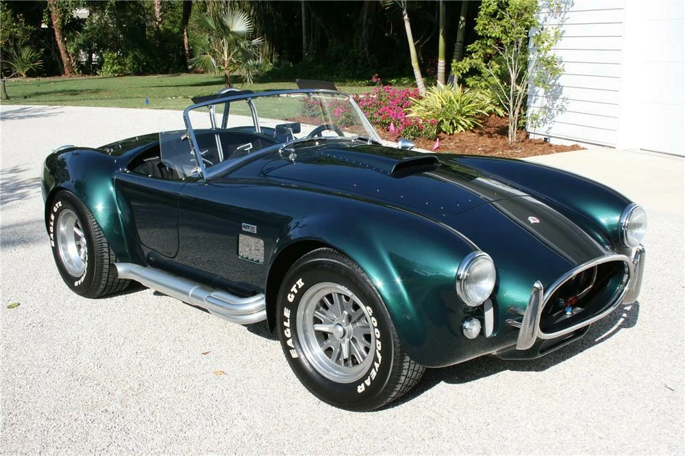 2000 Superformance - Image 2 of 5