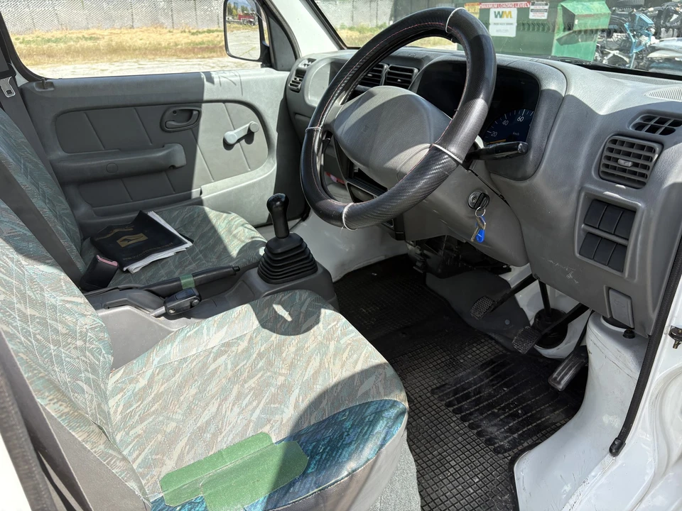 2000 Suzuki Carry & Every 10th Gen - Image 10 of 31