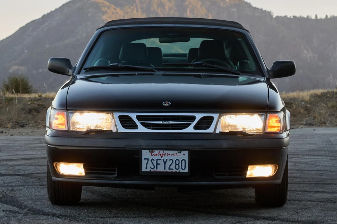 2000 Saab 9-3 1st Gen - Image 2 of 31