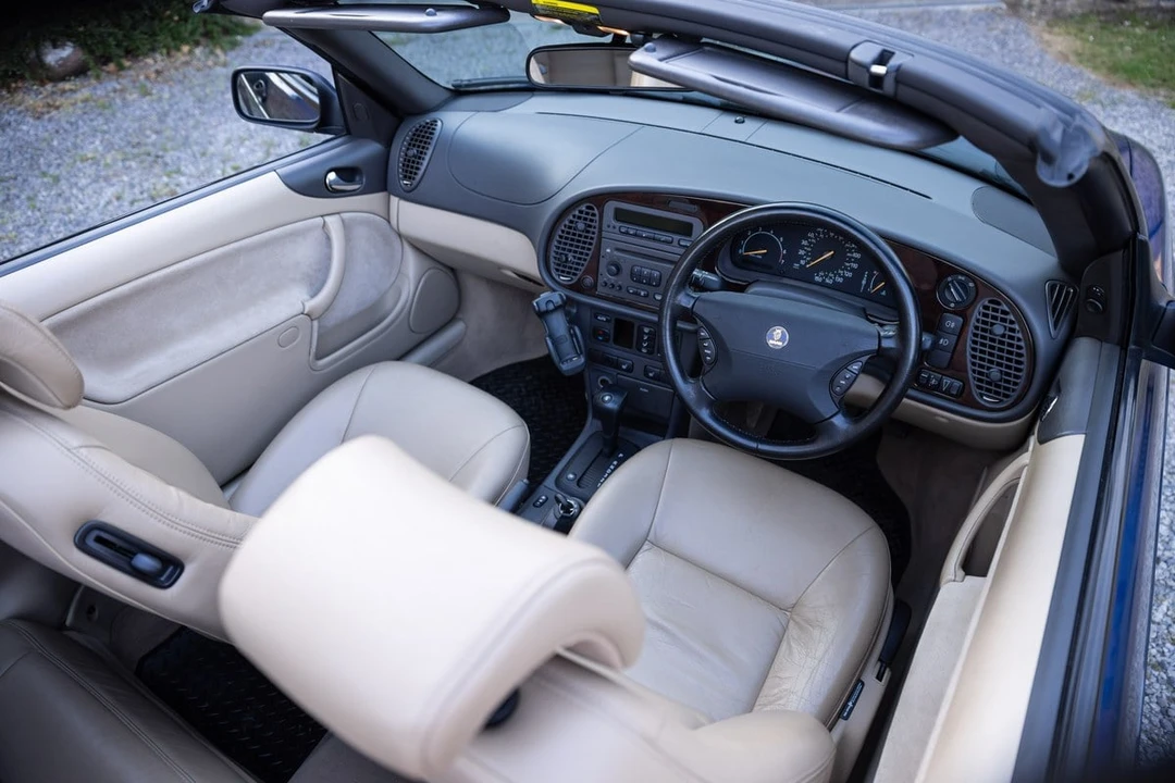2000 Saab 9-3 1st Gen - Image 2 of 30