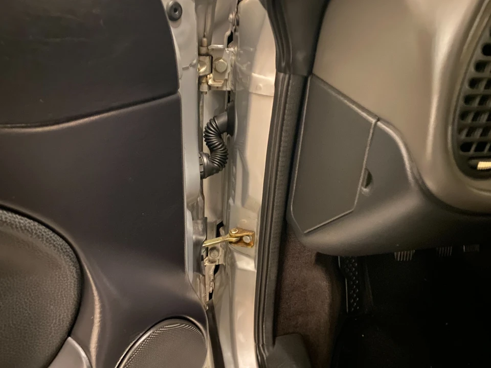2000 Saab 9-3 Viggen 1st Gen - Image 11 of 21
