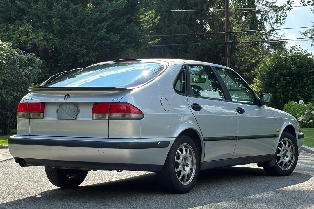2000 Saab 9-3 1st Gen - Image 4 of 31