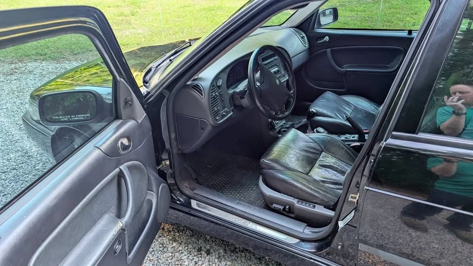 2000 Saab 9-3 Viggen 1st Gen - Image 8 of 11