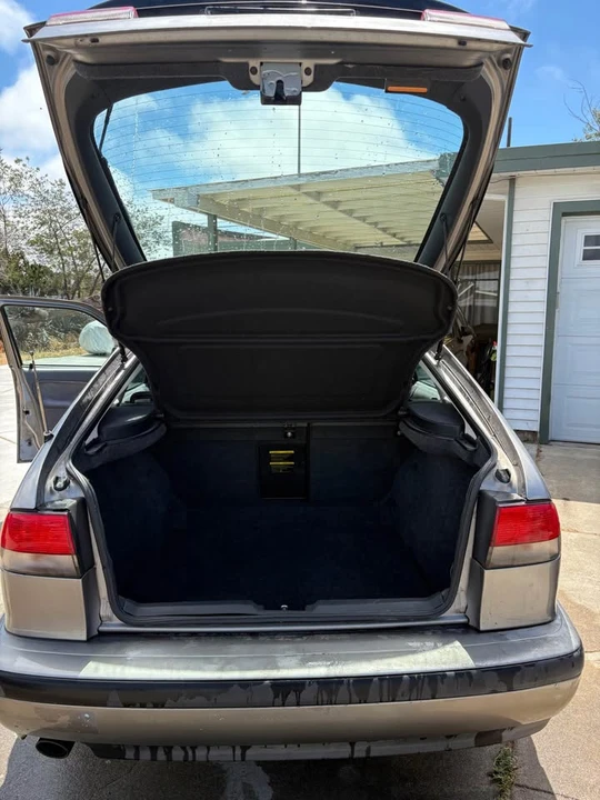 2000 Saab 9-3 1st Gen - Image 9 of 12