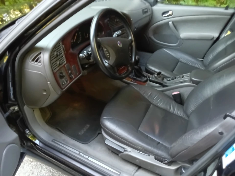 2000 Saab 9-5 1st Gen - Image 28 of 30