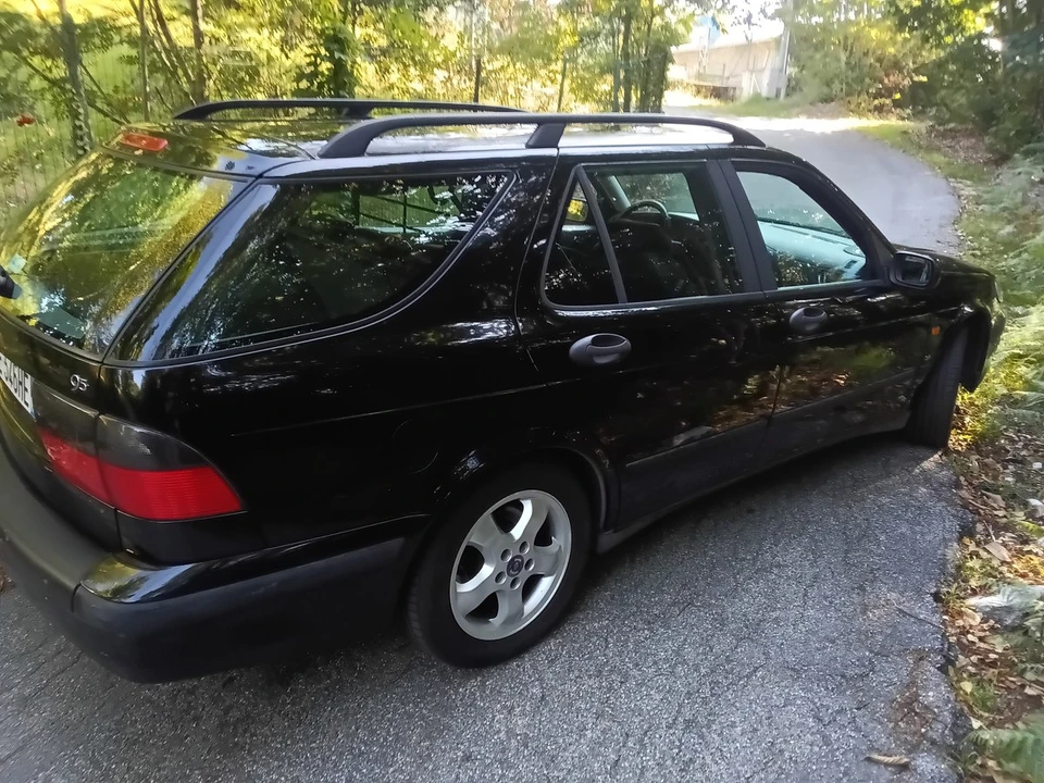 2000 Saab 9-5 1st Gen - Image 5 of 30