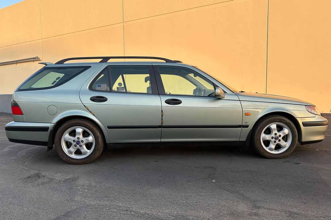 2000 Saab 9-5 1st Gen - Image 3 of 31