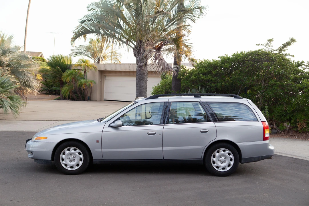 2000 Saturn - Image 6 of 31