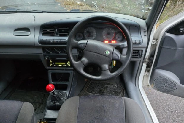 2000 Skoda - Image 6 of 9
