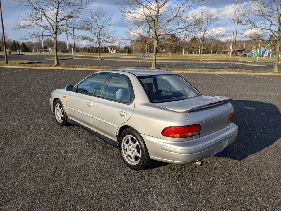 2000 Subaru Impreza 1st Gen - Image 13 of 31