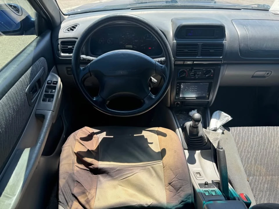 2000 Subaru Impreza 1st Gen - Image 9 of 15