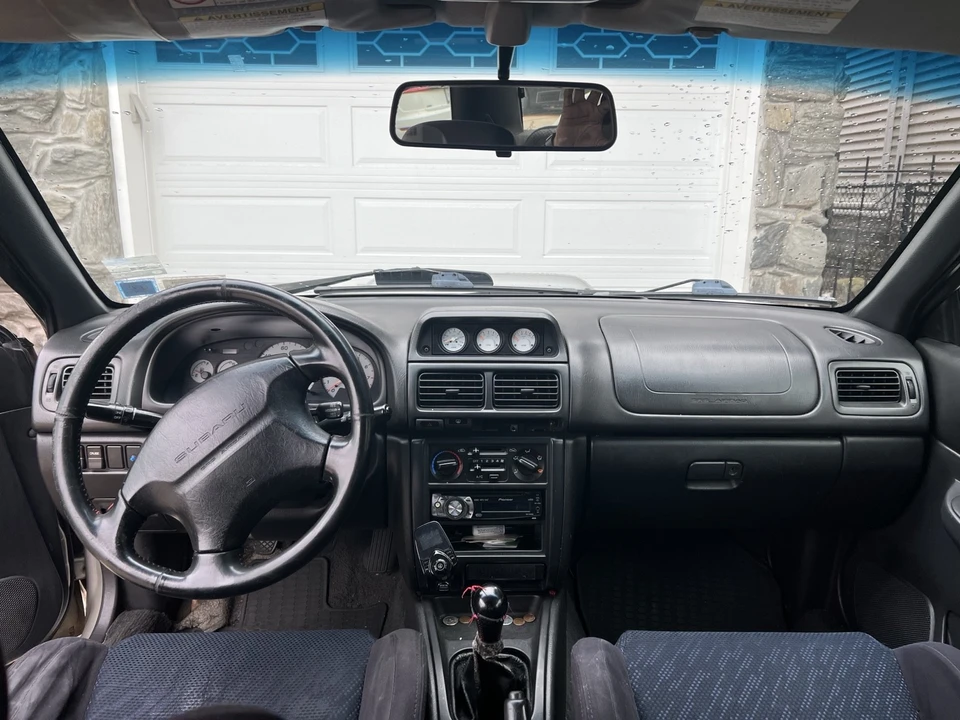 2000 Subaru Impreza 1st Gen - Image 9 of 11