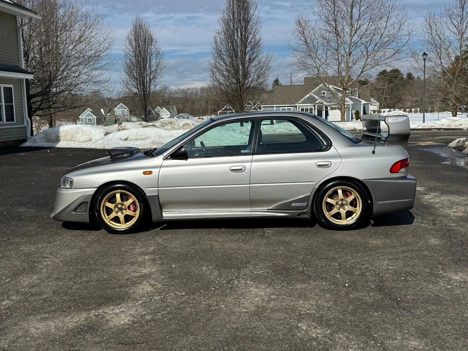 2000 Subaru Impreza WRX STi 1st Gen - Image 11 of 31