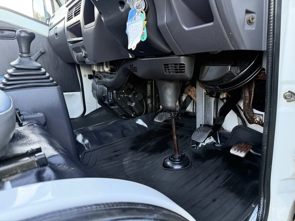 2000 Subaru Sambar 6th Gen - Image 20 of 21