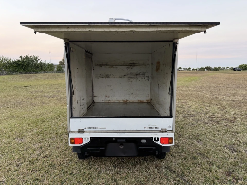 2000 Subaru Sambar 6th Gen - Image 9 of 21