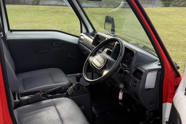 2000 Subaru Sambar 6th Gen - Image 5 of 7