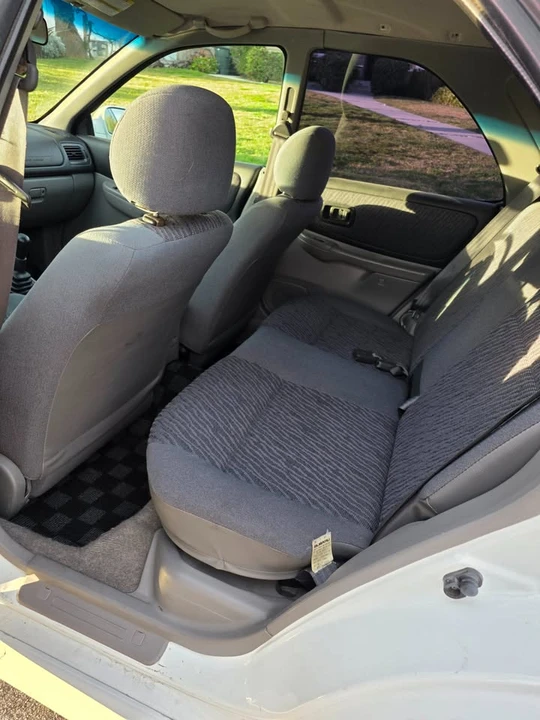 2000 Subaru Impreza 1st Gen - Image 5 of 9