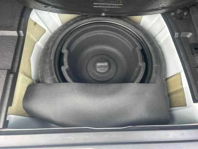 2000 Subaru Legacy 3rd Gen - Image 13 of 18