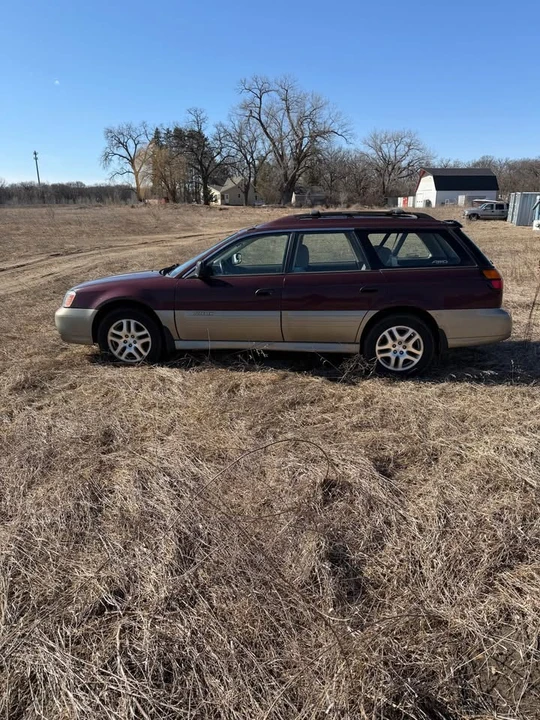 2000 Subaru Outback 2nd Gen - Image 2 of 10