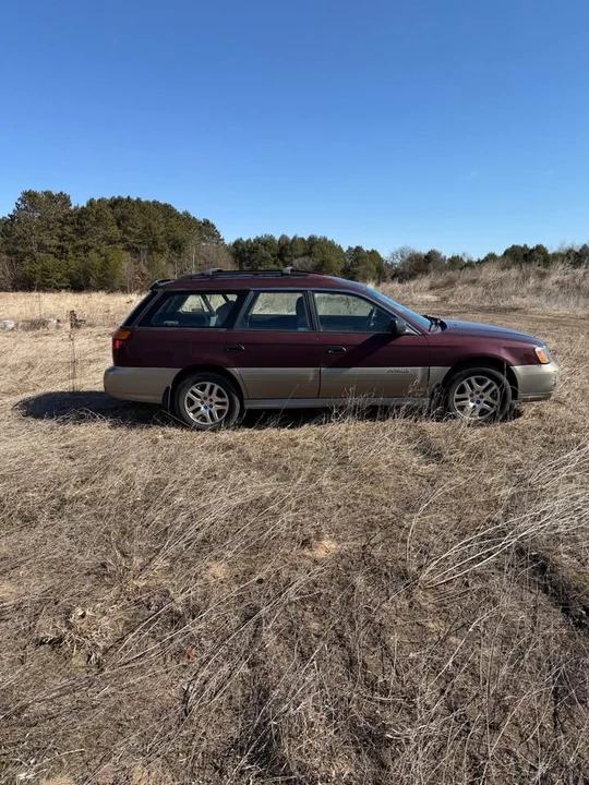 2000 Subaru Outback 2nd Gen - Image 4 of 10