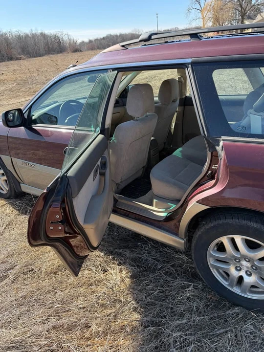 2000 Subaru Outback 2nd Gen - Image 8 of 10