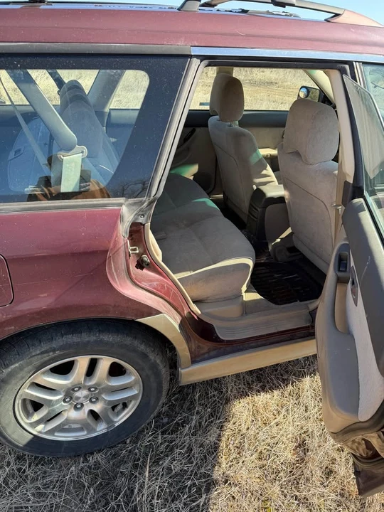 2000 Subaru Outback 2nd Gen - Image 6 of 10