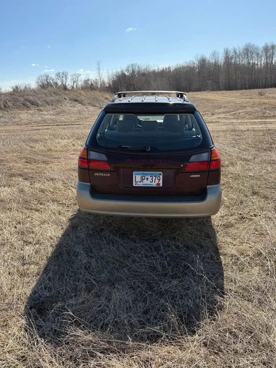 2000 Subaru Outback 2nd Gen - Image 3 of 10