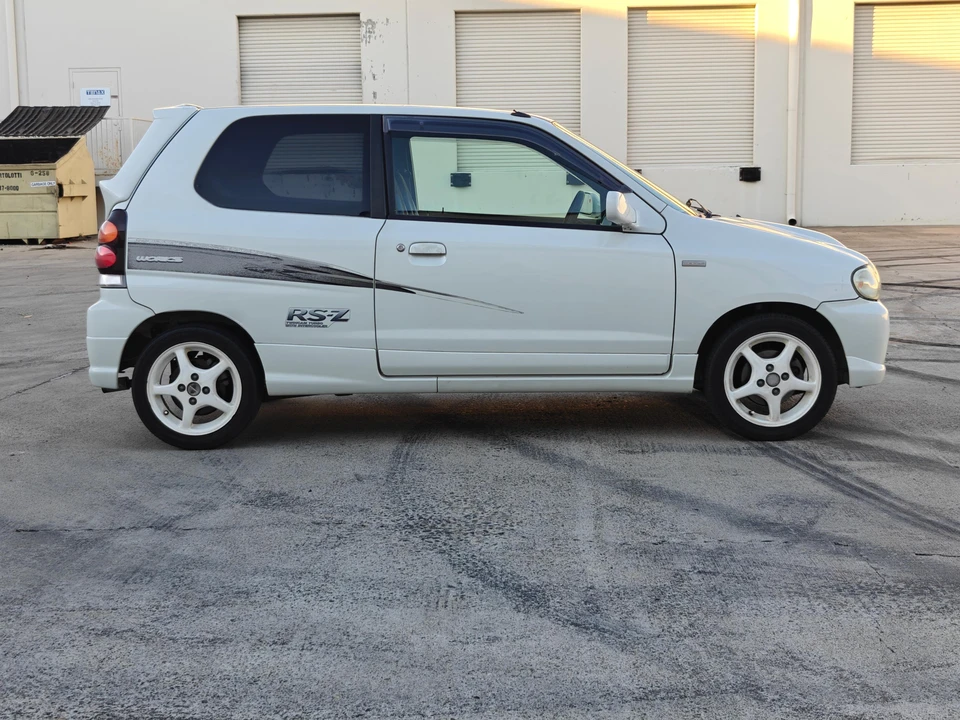2000 Suzuki Alto 5th Gen - Image 16 of 31