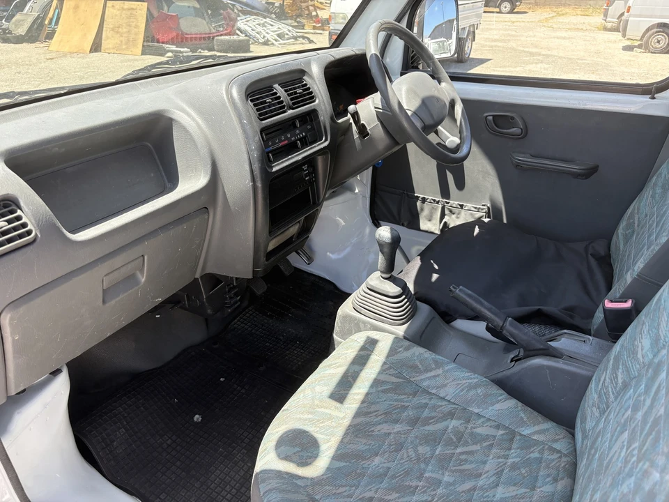2000 Suzuki Carry & Every 10th Gen - Image 28 of 31