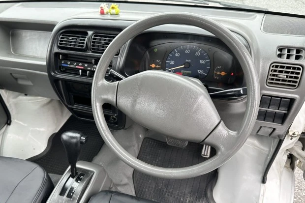 2000 Suzuki Carry & Every 9th Gen - Image 5 of 7