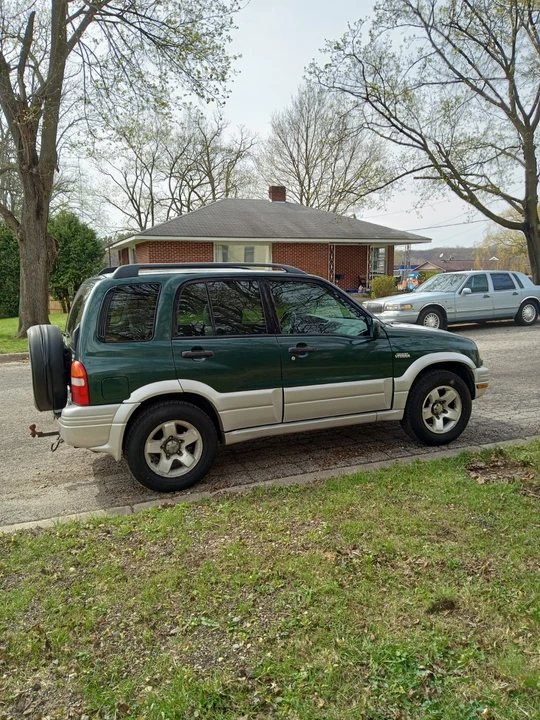2000 Suzuki Vitara 2nd Gen - Image 10 of 17