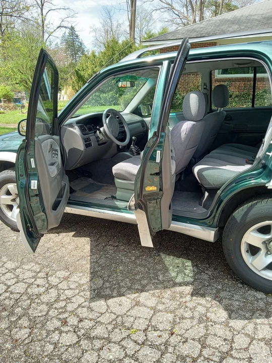 2000 Suzuki Vitara 2nd Gen - Image 16 of 17