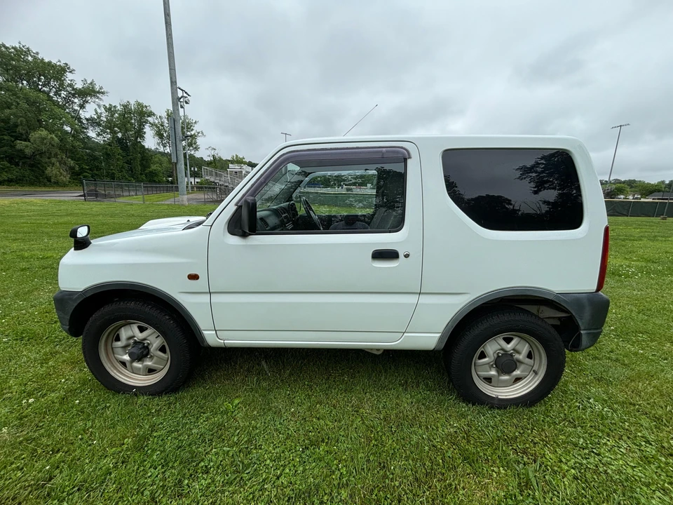 2000 Suzuki Jimny 3rd Gen - Image 12 of 31