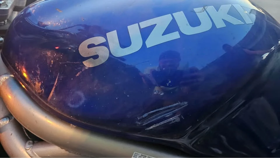 2000 Suzuki Motorcycles - Image 4 of 8