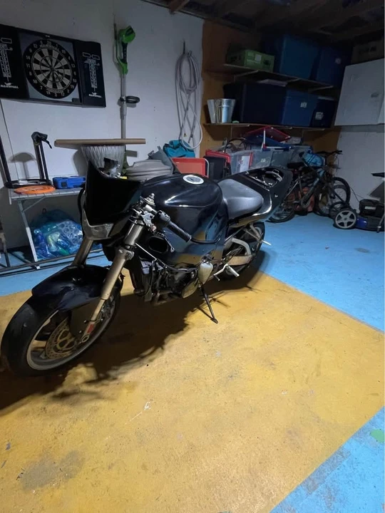 2000 Suzuki GSX-R - Image 2 of 8