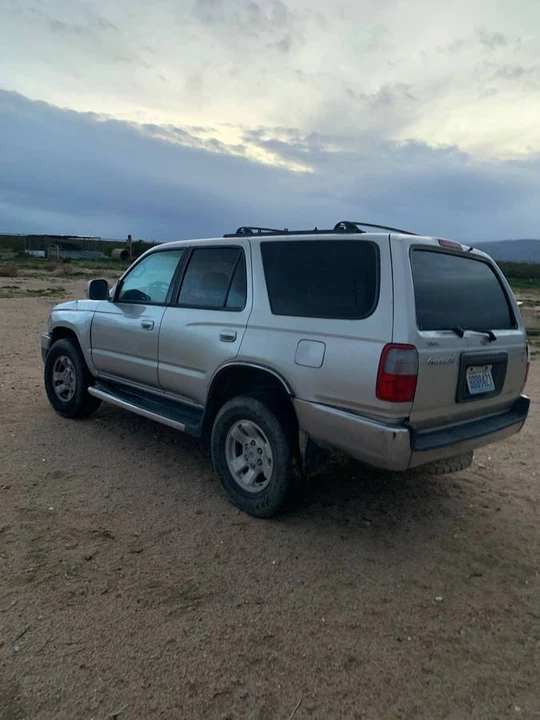 2000 Toyota 4Runner 3rd Gen - Image 3 of 4