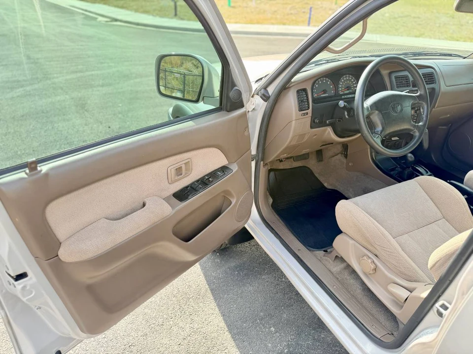 2000 Toyota 4Runner 3rd Gen - Image 11 of 24