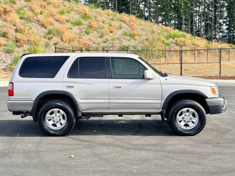 2000 Toyota 4Runner 3rd Gen - Image 4 of 24