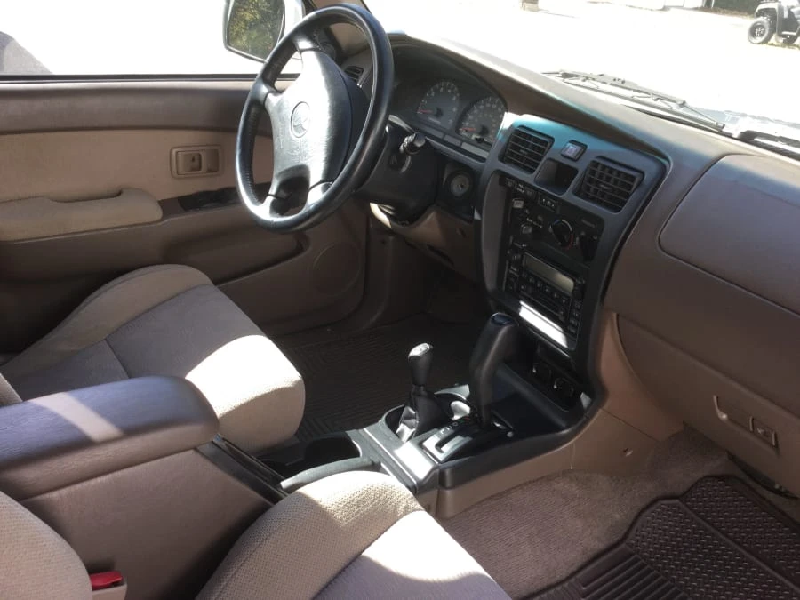 2000 Toyota 4Runner 3rd Gen - Image 4 of 12