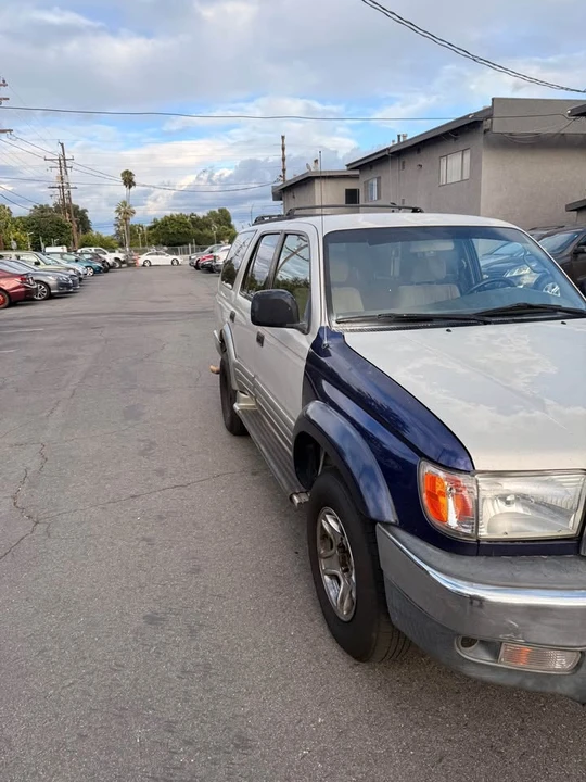 2000 Toyota 4Runner 3rd Gen - Image 2 of 12