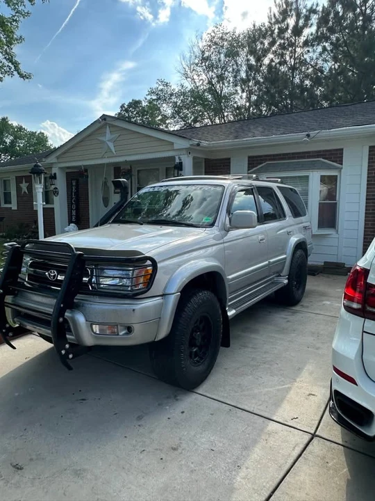 2000 Toyota 4Runner 3rd Gen - Image 4 of 13