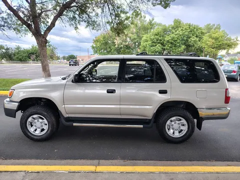 2000 Toyota 4Runner SR5