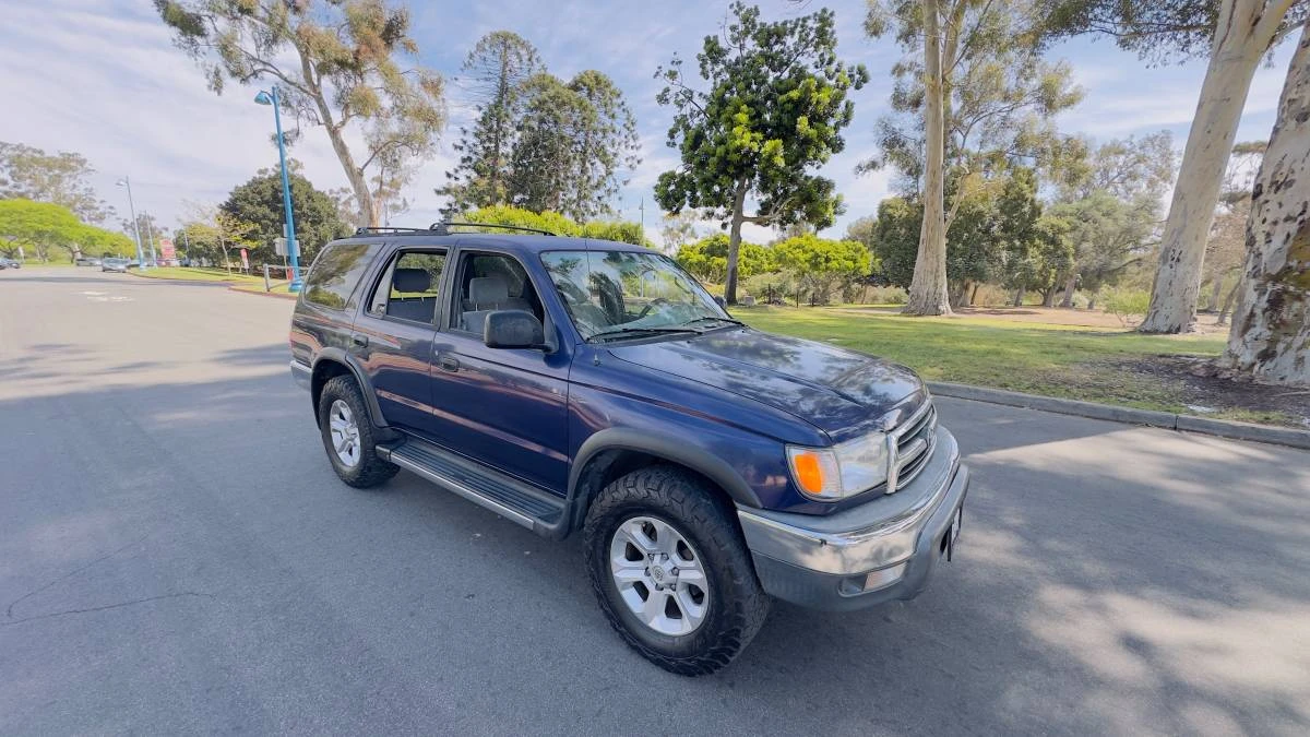 2000 Toyota 4Runner 3rd Gen - Image 2 of 11