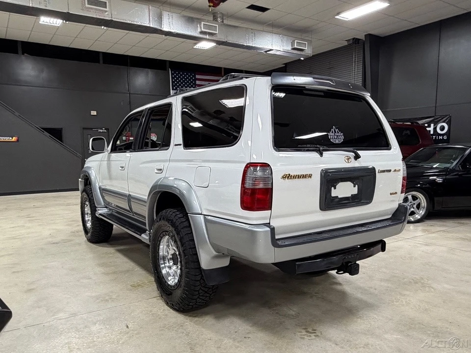 2000 Toyota 4Runner 3rd Gen - Image 10 of 12