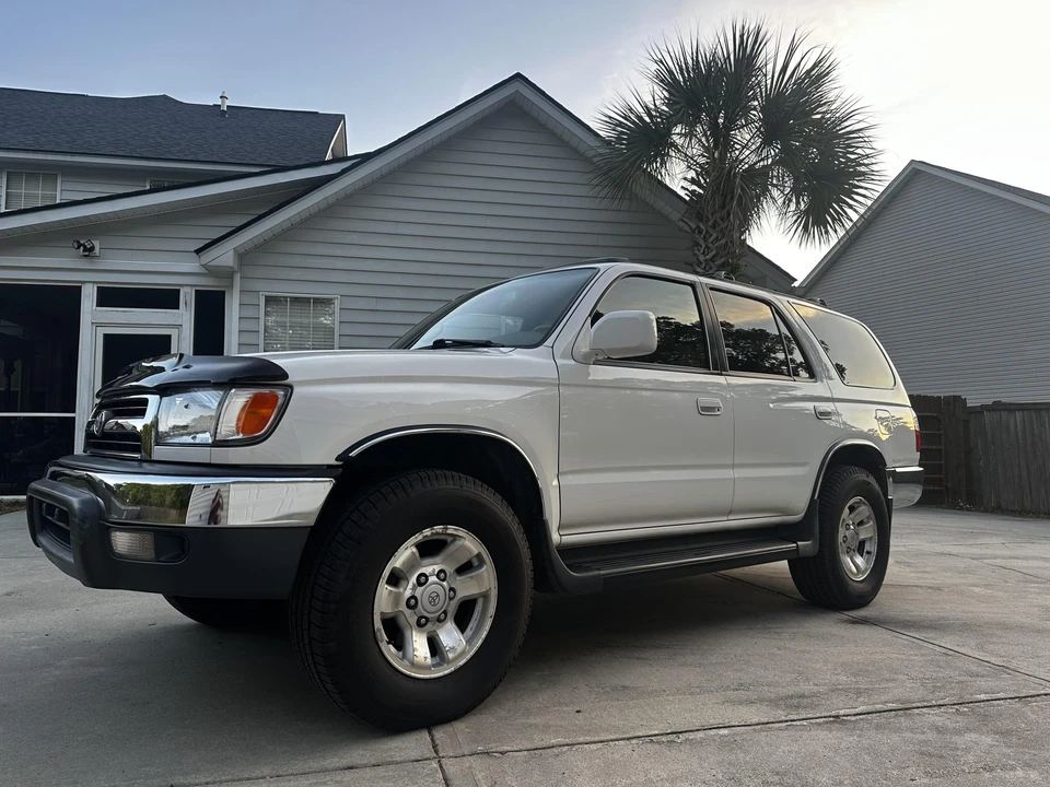 2000 Toyota 4Runner 3rd Gen - Image 2 of 31