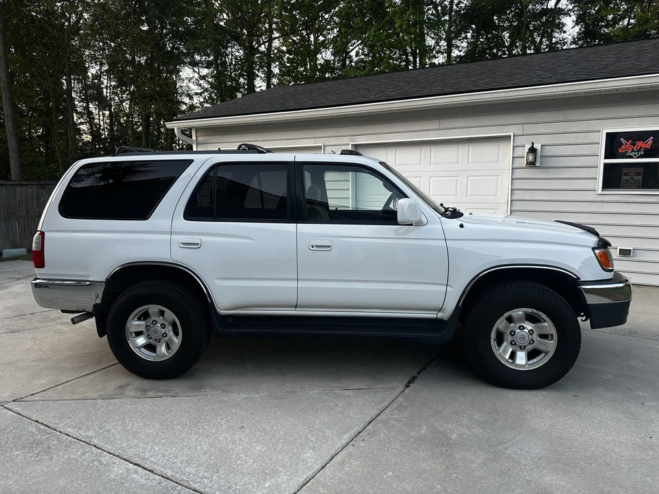 2000 Toyota 4Runner 3rd Gen - Image 10 of 31
