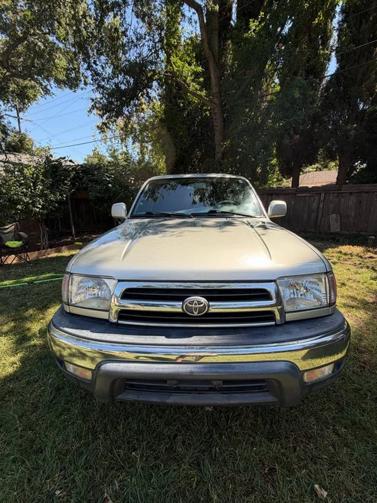 2000 Toyota 4Runner 3rd Gen - Image 3 of 10