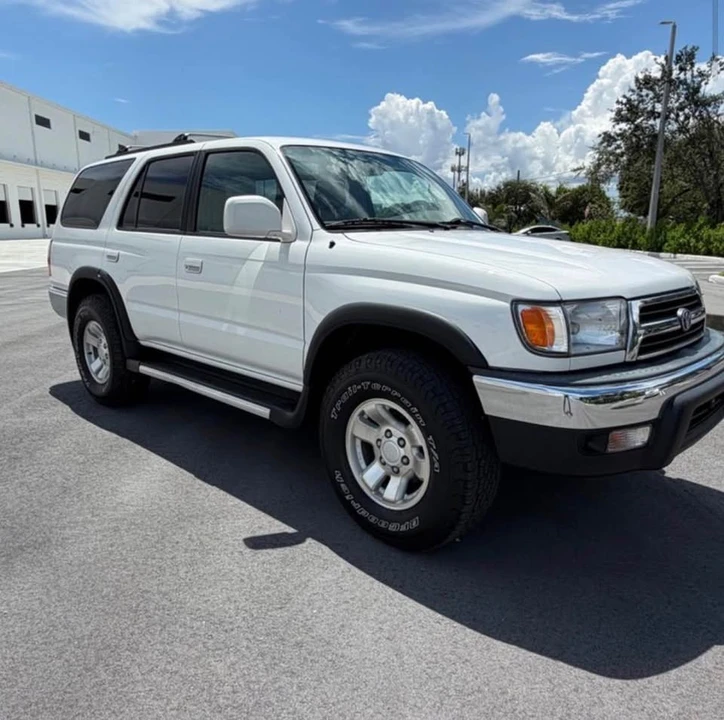 2000 Toyota 4Runner 3rd Gen - Image 2 of 7