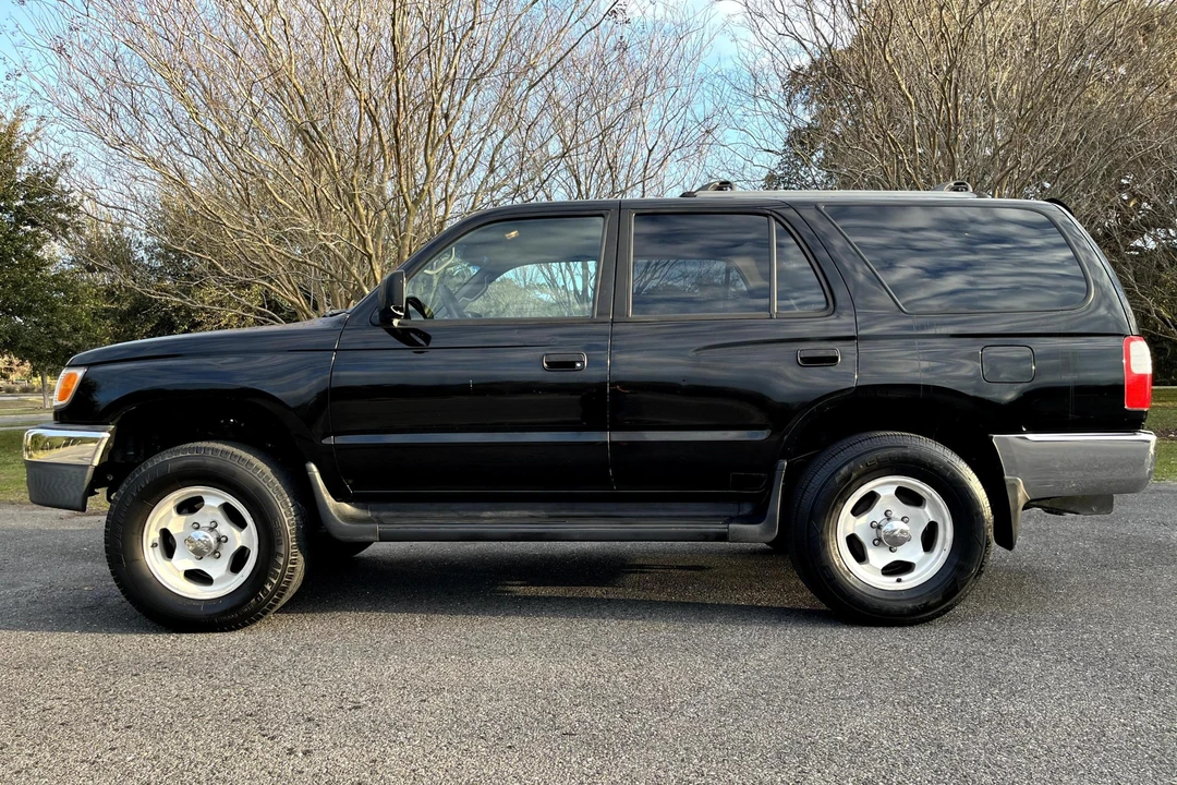 2000 Toyota 4Runner 3rd Gen - Image 3 of 31
